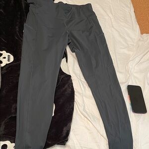Brand new full leggings with pockets in charcoal gray LULULEMON